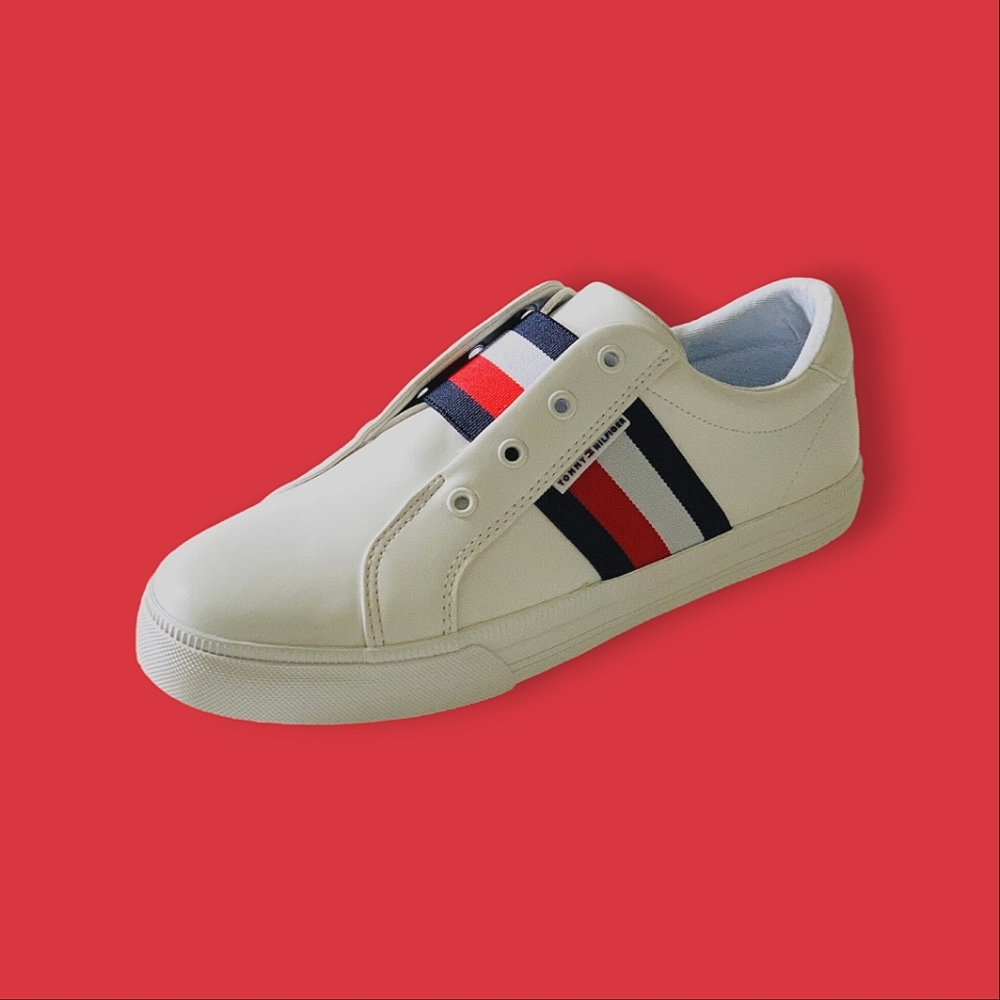 Tommy Hilfiger Anni Sneaker with Slip On Laceless Elastic Strap Band Detail